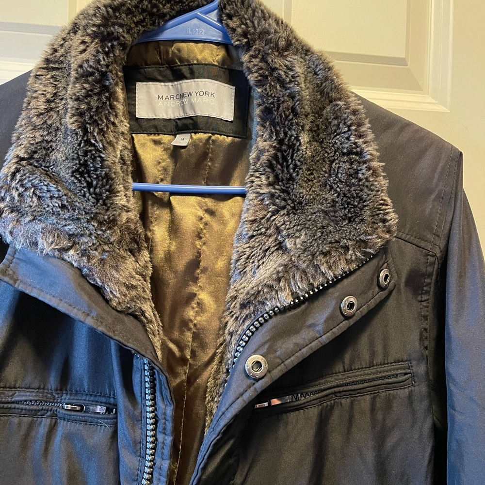 Black jacket - Picture 2 of 9